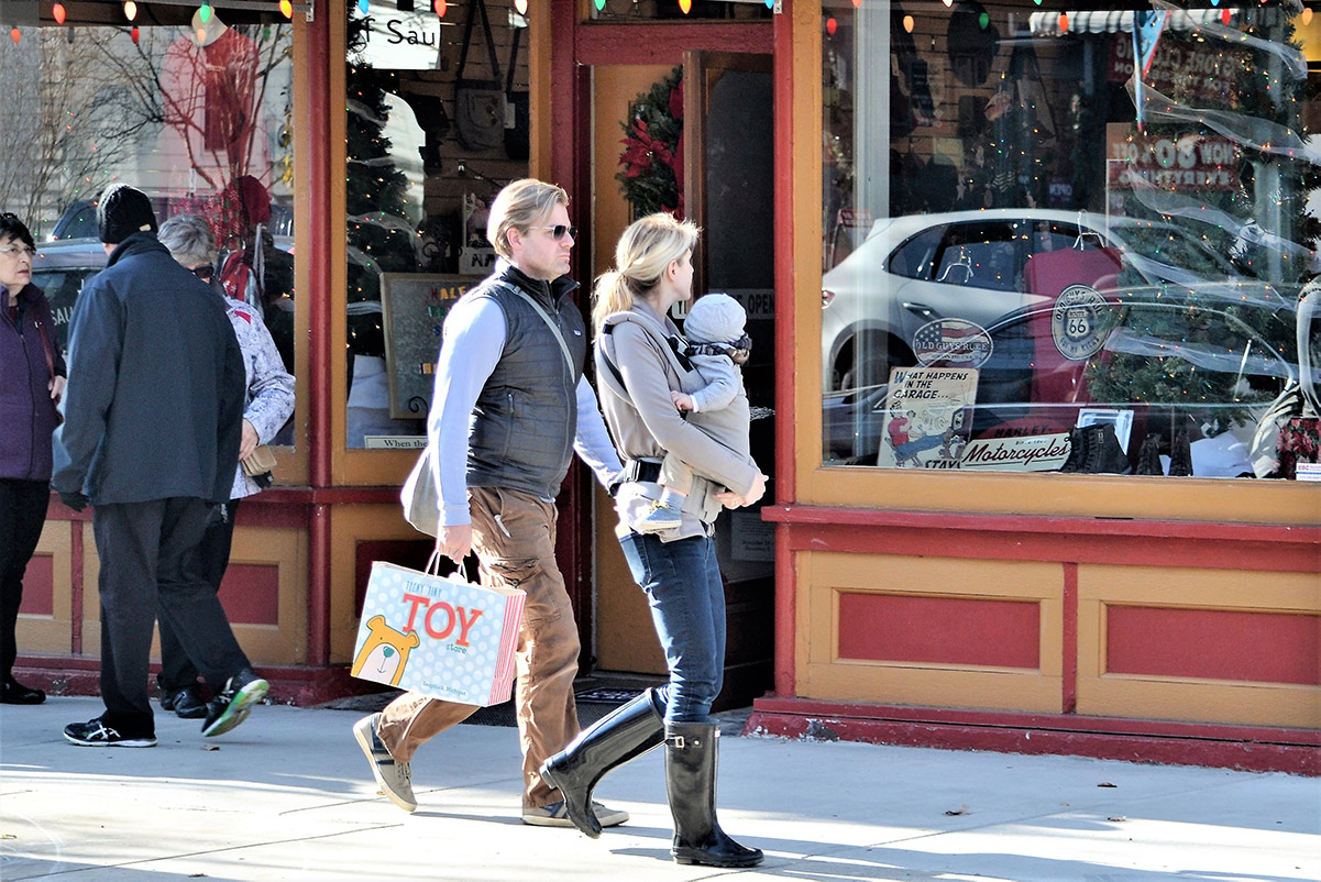 Family window shopping