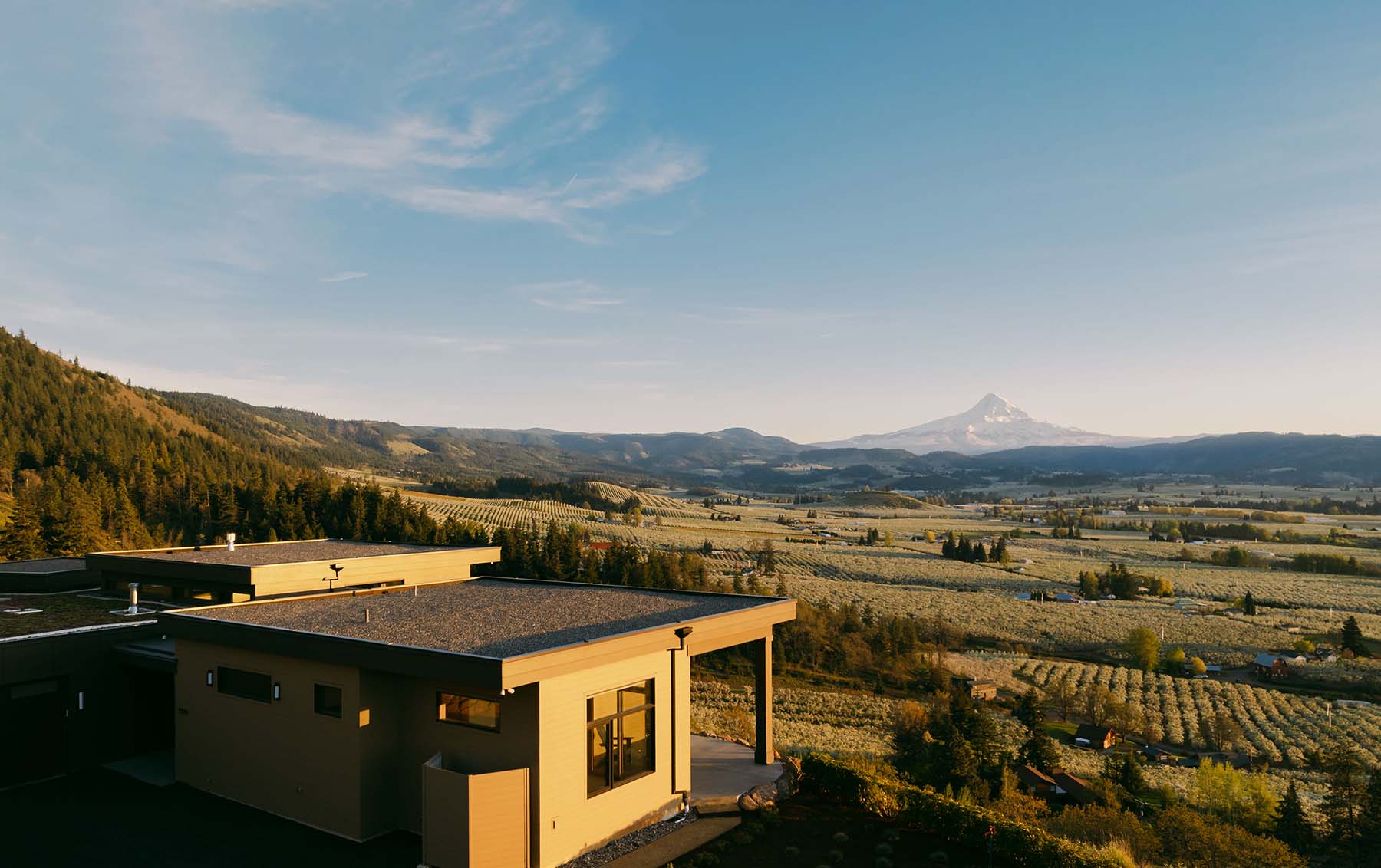 hood-river-custom-drone-exterior-view-2 Hood River custom Hadley home drone view